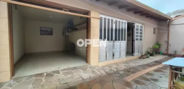 Sobrado com 4 Quartos à venda, 250m² no Nossa Senhora das Graças, Canoas