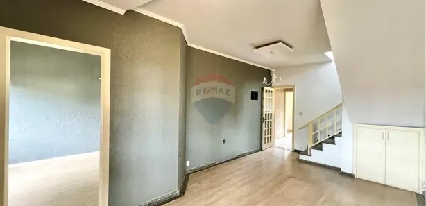 Sobrado com 2 Quartos à venda, 200m² no Nossa Senhora das Graças, Canoas