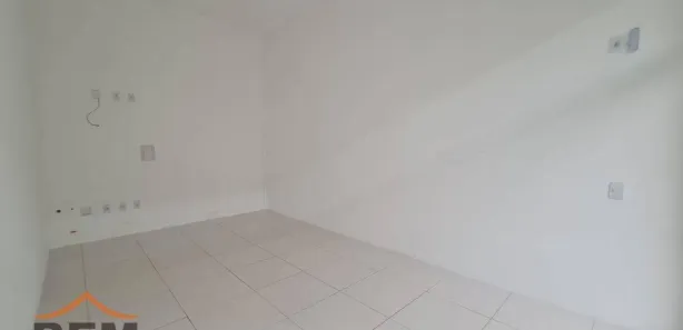 Conjunto Comercial / Sala para alugar, 20m² no Lídia Duarte, Camboriú
