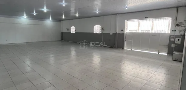Galpão / Depósito / Armazém para venda ou aluguel, 429m² no Parque Jardim Carioca, Campos dos Goytacazes