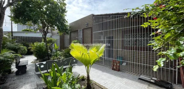 Casa com 3 Quartos para alugar, 150m² no Bongi, Recife