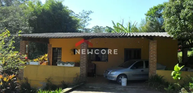 Fazenda / Sítio / Chácara à venda, 2000m² no Centro, São Lourenço da Serra