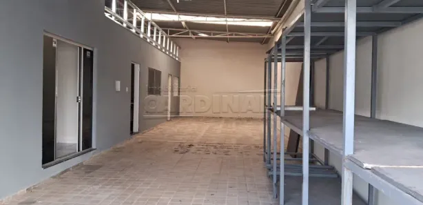 Loja / Salão / Ponto Comercial à venda, 140m² no Residencial Acapulco, Araraquara