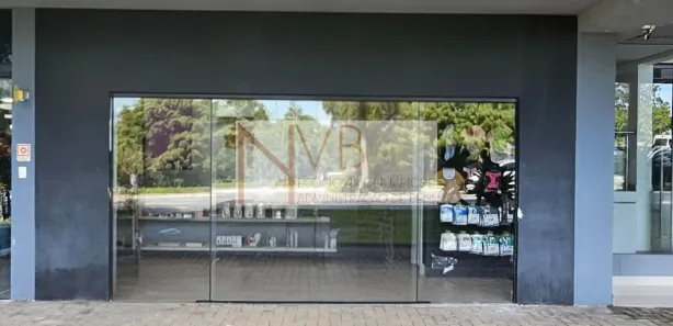 Loja / Salão / Ponto Comercial à venda, 94m² no Lageadinho, Cotia