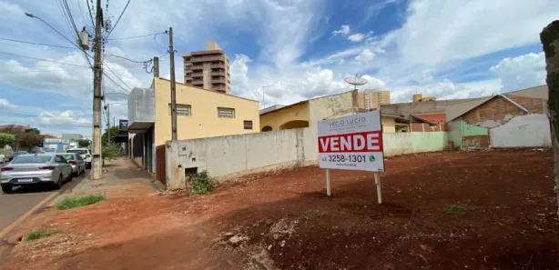 Terreno / Lote / Condomínio à venda, 219m² no Centro, Ibiporã