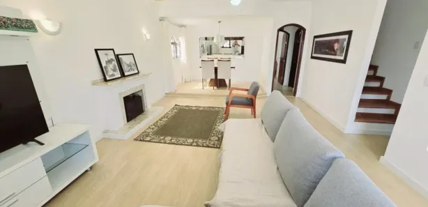 Sobrado com 4 Quartos à venda, 159m² no Jardim Brasília 2, Resende