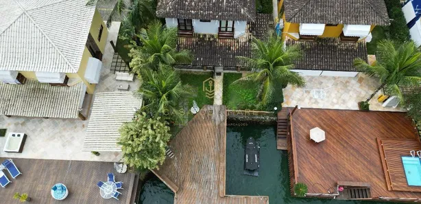 Casa de Condomínio com 5 Quartos à venda, 180m² no Ponta da Cruz, Angra dos Reis