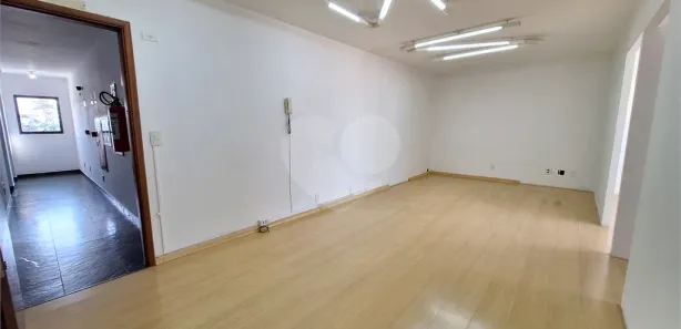 Conjunto Comercial / Sala para alugar, 50m² no Pinheirinho, Vinhedo
