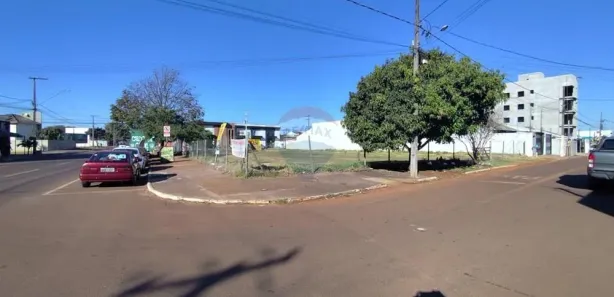 Loja / Salão / Ponto Comercial para alugar, 1606m² no Cascavel Velho, Cascavel
