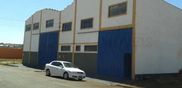 Loja / Salão / Ponto Comercial com 1 Quarto à venda, 320m² no Nova Cravinhos, Cravinhos