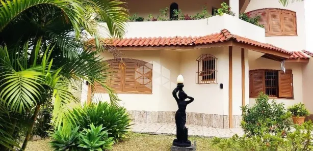 Casa com 4 Quartos à venda, 240m² no Niterói, Canoas