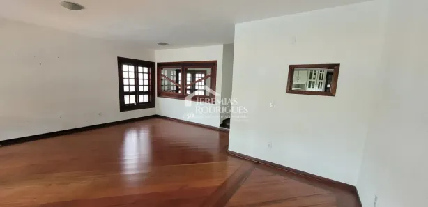 Casa de Condomínio com 4 Quartos para alugar, 1050m² no Nossa Senhora do Perpétuo Socorro, Pindamonhangaba