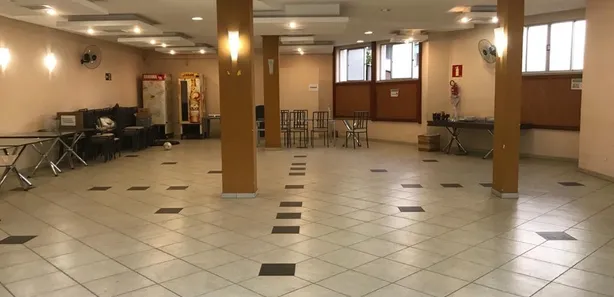 Conjunto Comercial / Sala para alugar, 265m² no Belvedere, Viçosa
