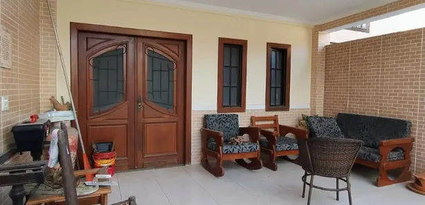 Casa de Condomínio com 4 Quartos à venda, 200m² no Centro, Nilópolis