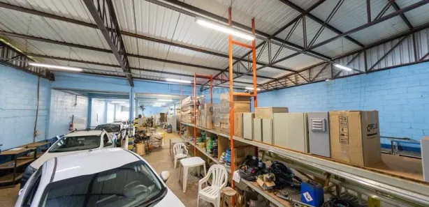 Prédio Inteiro com 3 Quartos à venda, 900m² no Cancelli, Cascavel
