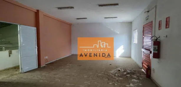 Galpão / Depósito / Armazém à venda, 250m² no Jardim São Pedro, Hortolândia