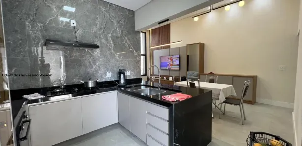 Casa de Condomínio com 3 Quartos à venda, 250m² no Jardim Itapoan, Monte Mor