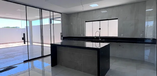 Casa de Condomínio com 3 Quartos à venda, 245m² no Residencial Condomínio Jardim Veneza, Senador Canedo