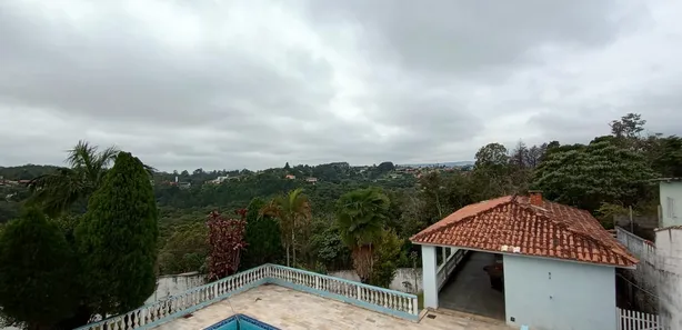 Fazenda / Sítio / Chácara com 4 Quartos à venda, 400m² no , Mairinque