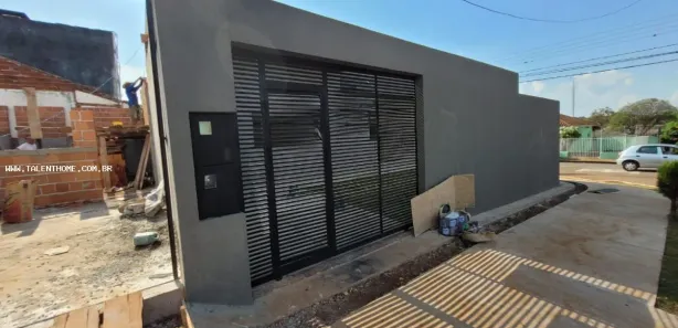 Casa com 2 Quartos à venda, 73m² no Brasília, Londrina