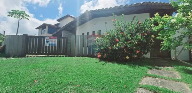 Casa de Condomínio com 3 Quartos à venda, 245m² no Piatã, Salvador