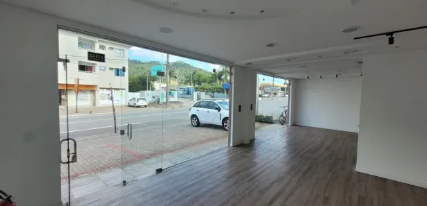 Conjunto Comercial / Sala para alugar, 80m² no Barra do Rio Cerro, Jaraguá do Sul