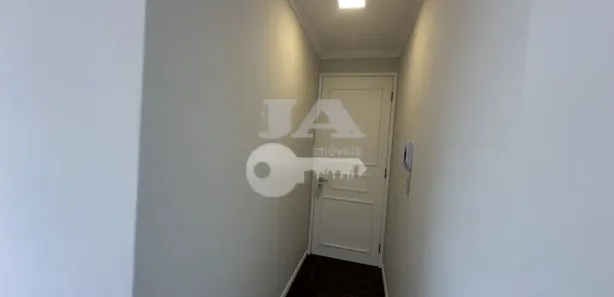 Apartamento com 1 Quarto para alugar, 56m² no Centro, Curitiba