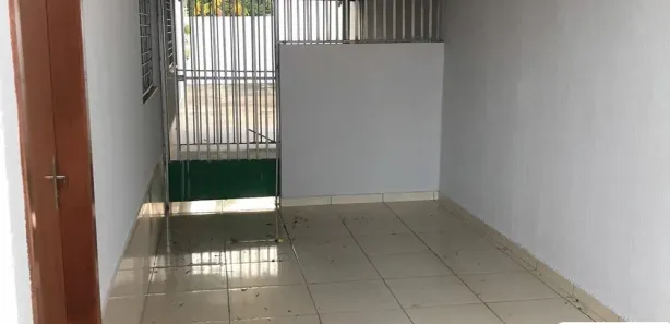 Casa com 2 Quartos para alugar, 106m² no Jardim Ipanema, Trindade