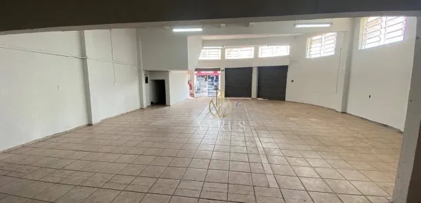 Loja / Salão / Ponto Comercial para alugar, 180m² no Vila São Carlos, Mogi Guaçu