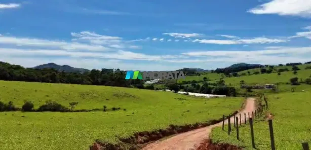 Fazenda / Sítio / Chácara com 1 Quarto à venda, 44m² no Centro, Pouso Alegre