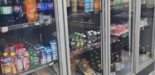 Loja / Salão / Ponto Comercial à venda, 150m² no Vila Galvão, Senador Canedo
