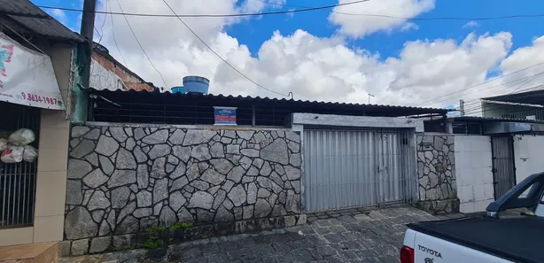 Casa com 2 Quartos à venda, 128m² no COHAB, Recife