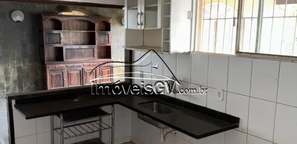 Casa com 3 Quartos para alugar, 200m² no Capim, Governador Valadares