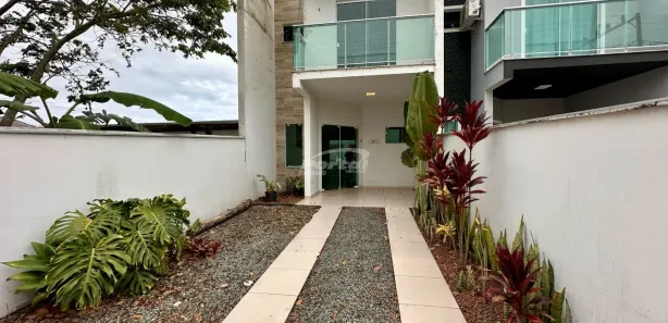 Casa com 2 Quartos para alugar, 72m² no Itacolomi, Balneário Piçarras