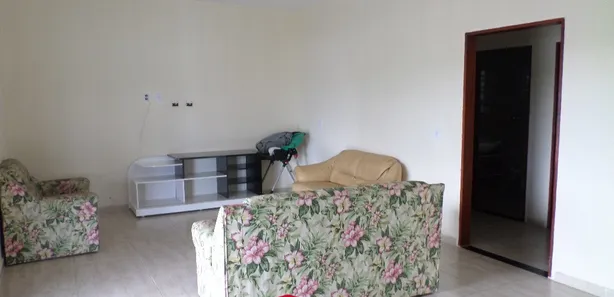 Fazenda / Sítio / Chácara com 3 Quartos à venda, 2000m² no Tataúba, Caçapava