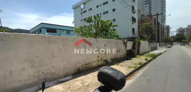 Terreno / Lote / Condomínio à venda, 659m² no Enseada, Guarujá
