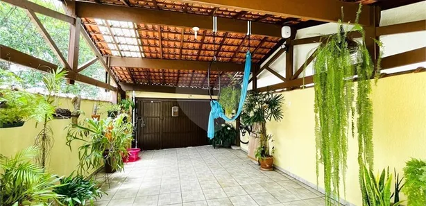 Casa de Vila com 4 Quartos à venda, 140m² no Vila Brasílio Machado, São Paulo
