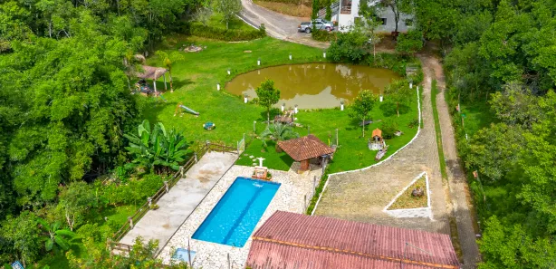 Fazenda / Sítio / Chácara com 6 Quartos à venda, 11000m² no São Miguel, Almirante Tamandaré