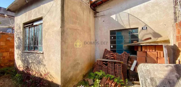 Casa com 2 Quartos à venda, 30m² no Colônia Santo Antônio, Barra Mansa