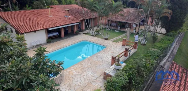 Fazenda / Sítio / Chácara com 4 Quartos à venda, 2057m² no , Mairinque
