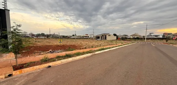 Terreno / Lote / Condomínio à venda, 300m² no Marialva, Marialva