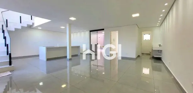 Casa com 3 Quartos à venda, 216m² no Califórnia, Londrina