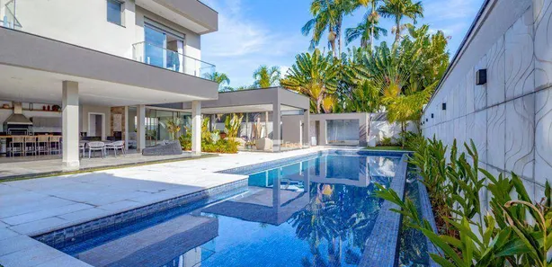 Casa de Condomínio com 7 Quartos à venda, 948m² no Jardim Acapulco, Guarujá