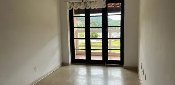 Apartamento com 3 Quartos para venda ou aluguel, 146m² no Quitandinha, Petrópolis