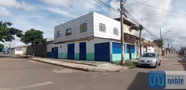 Prédio Inteiro com 3 Quartos à venda, 150m² no Santa Maria, Brasília