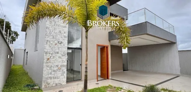 Sobrado com 4 Quartos à venda, 249m² no Setor Cristina II, Trindade