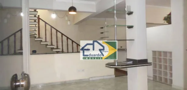 Casa Comercial para alugar, 137m² no Jardim Santa Helena, Suzano
