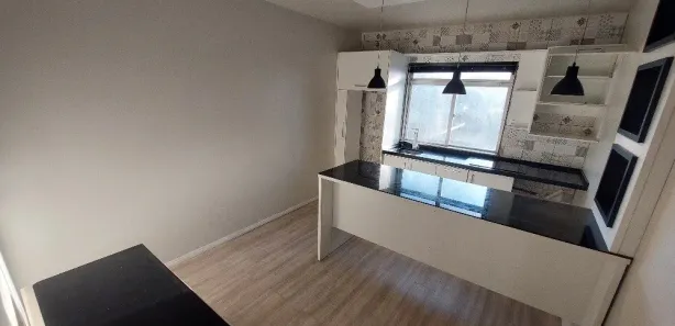 Apartamento com 2 Quartos para alugar, 68m² no Capoeiras, Florianópolis