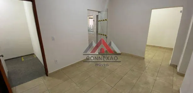 Casa Comercial com 2 Quartos para alugar, 80m² no Centro, Suzano