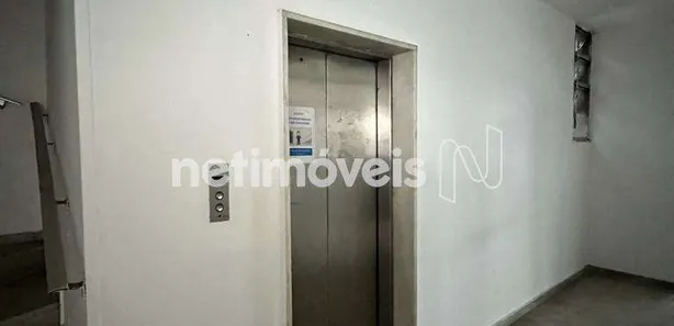 Prédio Inteiro para alugar, 675m² no Centro, Duque de Caxias